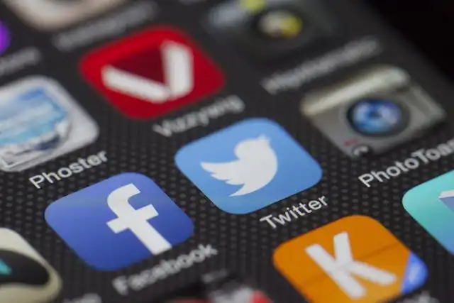 It's a cover image of social media marketing, best seo expert in alappuzha